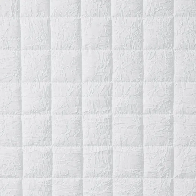 Mainstays Solid White Crinkle Box Soft Wash Microfiber Quilt, Full/Queen